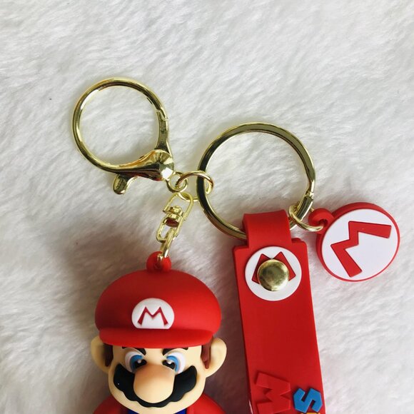 💥New💥Super Mario Brother’s Luigi Keychain💥 - Picture 2 of 6